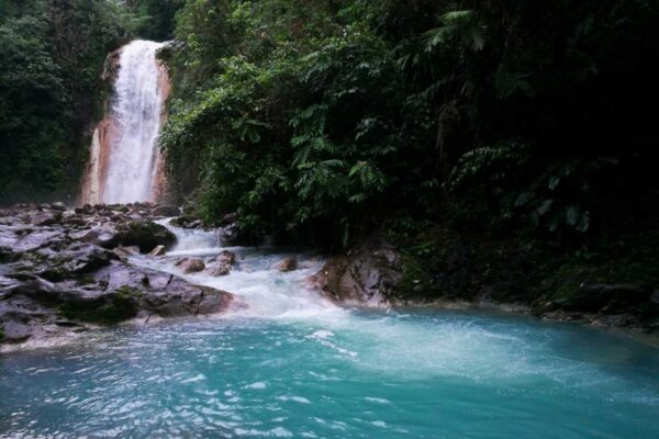 rio celeste, tenorio volcano national park