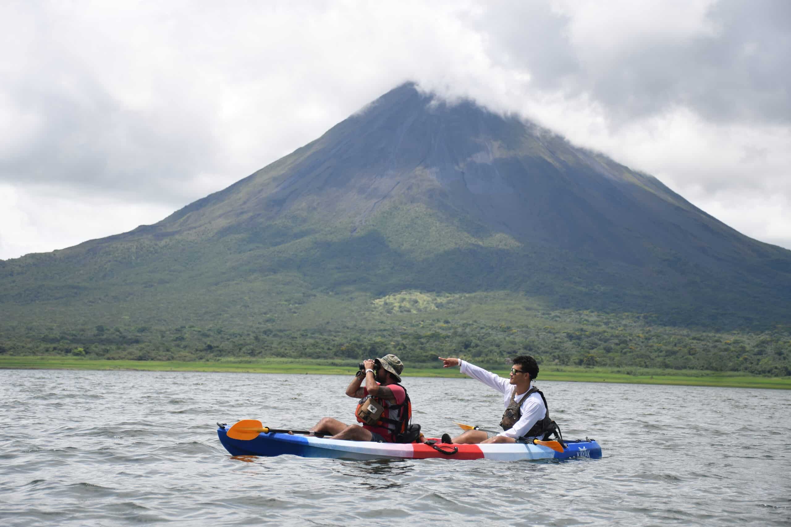 Kayak Tour in Lake Arenal — tour photograph 2